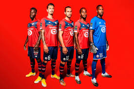 The squad overview lists all player stats for a selected season. Losc Lille Signe Le 1er Sponsor Asiatique De Son Histoire