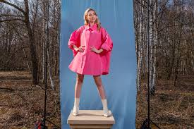 People who liked camille dhont's feet, also liked Zangeres Camille Dhont Droomt Van Een Eigen Make Upmerk Of Het Belang Van Limburg Mobile
