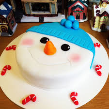 Pastel De Vainilla Relleno De Nutela Yummy Cakes Christmas Cake Cupcake Cakes