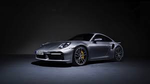 Porsche 911 turbo s vs gt3 | sound autobahn pov & acceleration by autotopnl subscribe bit.ly/2awqxw9 autotopnl porsche 911 turbo s 2017 vs ferrari 488 gtb exhaust sound & acceleration pov drive subscribe to our channel to be the first to see new content. 2021 Porsche 911 Turbo S Vs Audi R8 V10 Acceleration Test Yields Obvious Winner Autoevolution