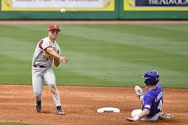 Write history with baseball and win the championship! Wholehogsports Hogs Clinch Series In First Game Of Doubleheader