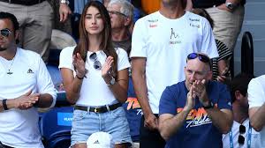 Alexander zverev stört es schon länger, dass seine leistungen nicht immer richtig gewürdigt werden. Australian Open Freundin Brenda Patea Erklart Zverevs Neue Starke Eurosport