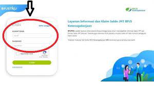 Cek nomor kepesertaan bpjtku dengan aplikasi tersebut hanya perlu mengunduhnya di ponsel. Blt Karyawan Rp600 Ribu Cair Hari Ini Berikut Cara Cek Nama Terdaftar Di Bpjs Ketenagakerjaan Tribun Timur