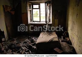 Browse 3 altes bett stock photos and images available, or start a new search to explore more stock photos and. Altes Bett Und Reiben In Verlassener Wohnung Altes Bett Und Rubin In Verlassenem Apartment Magadan Region Russland Canstock