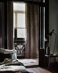 verduisterings gordijnen in combinatie met een semi transparant rolgordijn gordijnen raambekleding rolgordijnen