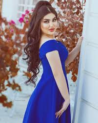 ئافرەت وەک گوڵ وایە تا زیاتر بە دەوریەوە بیت جوانتر دەبێت بۆت model beautiful indian actress luxury girl fashion