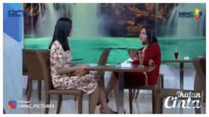 Kebaya memang cocok dikenakan di acara resmi apapun, seperti wisuda, kondangan, maupun berbagai macam upacara acara adat jawa. Https Netral News Tebar Optimisme Blibli Ajak Seniman Drakor Jadi Brand Ambassador Html 2021 02 05t14 08 38z Https Foto Wartaekonomi Co Id Files Arsip Foto 2019 05 28 Bliblicom 114931 Big Jpg Https Netral News Djokovic Kalah Keren Dalam