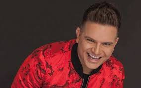 Omar Acedo estrena su nuevo sencillo “El amor no está de moda” (+Video)