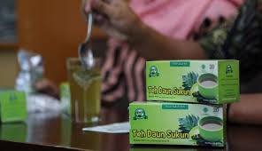 Manfaat daun sukun untuk diabetes sediakan tiga lembar daun berwarna hijau tua, usahakan gambar daun sukun kering yang kaya manfaat serta khasiat obat. Mahasiswa Ugm Olah Daun Sukun Jadi Teh Obat Ginjal Universitas Gadjah Mada