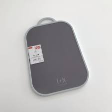 ダイソーの新商品をパトロール 今度もモノトーンカラーがいっぱい folk ダイソー おしゃれな雑貨 100均 ダイソー
