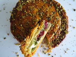 Galette Des Rois Pistache Griotte Sebastien Degardin Fou De Patisserie 27 La Cuisine De Thomas En 2020 Galette Des Rois Pistache Galette Des Rois Fou De Patisserie