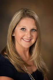 Traci Yoder's Instagram, Twitter & Facebook