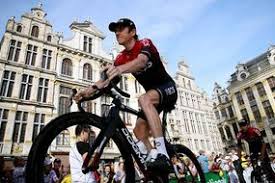 Here are what they mean. Tour De France Jerseys Why Does The Leader Wear Yellow Different Colours Explained Other Sport Express Co Uk