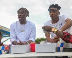 Download audio mp3 download video: Photo Of The Day Caption This Viral Photo Of Zlatan And Mayorkun Best Caption Wins Naijaloaded