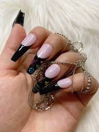 Black Lv French Frida Nails Follow this easy tutorial and learn how.