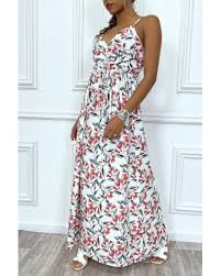 Belle robe longue fleurie mousseline ultra fluide pastel. Long Elegant White Dress With Flower Print And Wrap Neckline