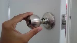 Gunakan tombol volume untuk menyorot opsi dan tombol power untuk ok. Marma Homestay Melaka Cara Teknik Dan Tutorial Pemasangan Membuka Dan Menukar Tombol Pintu Rumah Dengan Mudah