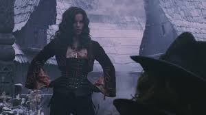 Whatever it is it appears to be. The Costume Anna Valerious Kate Beckinsale In Van Helsing Spotern