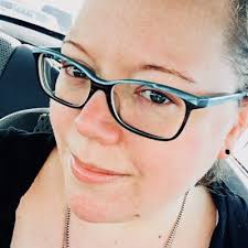 Erin Hardy (@iamerinhardy)