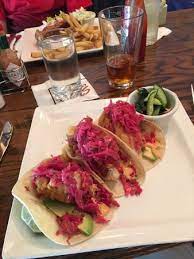 Check spelling or type a new query. Really Yummy Fish Tacos Lobster Roll In The Background Picture Of Shaw S Crab House Chicago Tripadvisor