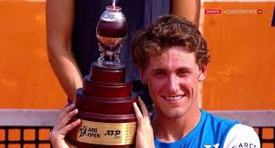 His last victory is the buenos aires 2020 tournament. Casper Ruud Facebook