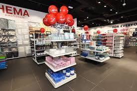 Miniso se inspira en el diseño japonés para crear productos de lifestyle de alta calidad y buen fundada por el empresario chino ye guofu, miniso propone un modelo único que le ha llevado a. Llega La Competencia De Miniso A Mexico Hema Sandiegored Com