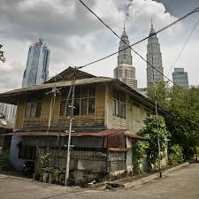 Lokasinya strategis, akses jalan mudah, area parkir luas. Kampung Baru Kuala Lumpur 1 4 Billion Dollars Not Enough