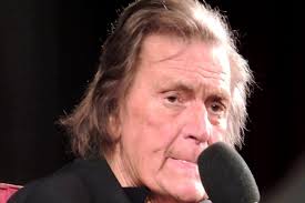 Nici nu pot să plâng. Florin Piersic Nu È™i Revine DupÄƒ Moartea Primei SoÈ›ii Ce Ritual IndeplineÈ™te Pentru Aceasta Impact