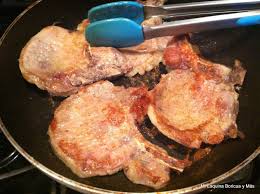 Estas chuletas de cerdo asadas te gustarán por su aliño de cerveza. Mi Esquina Boricua Y Mas Chuletas Fritas Recetas De Cocina Recetas De Comida Chuleta