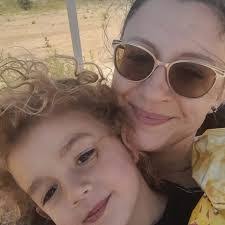 Camille Ballard's Instagram, Twitter & Facebook