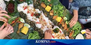Check spelling or type a new query. Makan Meja Sampai Piring Terbang Di Resepsi Pernikahan Halaman All Kompas Com