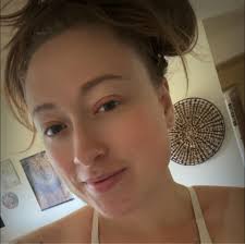 Hair stylists and salon pros: Working around hair dye every day could put  your health at risk. Studies have linked prolonged exposure to some  chemicals in hair color to bladder and breast