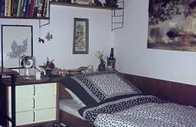 Das schlafzimmer buche massiv schafft eine wohlig warme atmosphäre im schlafraum, die sich positiv. Im Schlafzimmer Wdr Digit