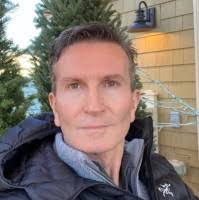 100+ perfiles de «Danny Britton»