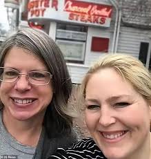 哈佛医学院员工偷卖尸体，600美金买人脸，做娃娃和收藏品？-yeeyi