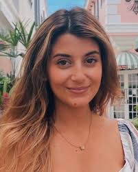 Alexis Abate's Instagram, Twitter & Facebook