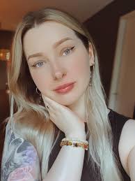 Lmfao they're selling merch at his memorial? Holy grift, Batman!