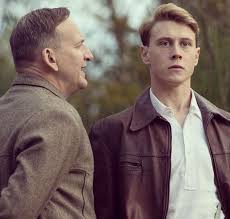 Pin By Kenna On Movies George Mackay Mackay Actors Actresses