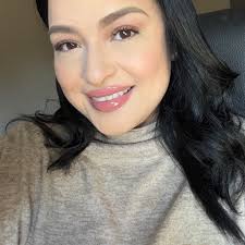 Help please! I did this cut out for my daughter sweet 16 but not sure if I  should paint it gold or glue gold foil.