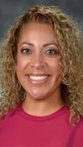 Ex maestra de Toppenish, es buscada por conducta sexual inapropiada con un  menor