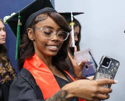 Hammond School Board OK new temporary leader