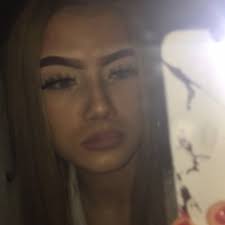 milly ackroyd (@AckroydMilly)