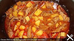 Gulaschsuppe Aus Dem Romertopf Von Risei Chefkoch Rezept Gulaschsuppe Gulasch Rezepte