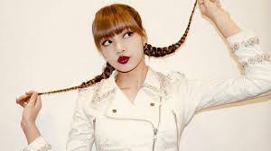 Selamat Lisa Blackpink Peroleh 20 Juta Follower Idol Kpop Terpopuler Di Instagram Halaman All Tribun Kaltim