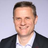 Robert Yee Email & Phone Number