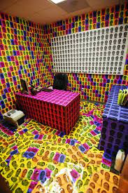 Best april fools prank boss. 34 Of The Best Office Pranks Practical Jokes To Use At Work