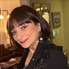 Jeanne Beker (@thejeannebeker) • Instagram photos and videos