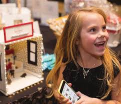 Erik Kampa's Instagram, Twitter & Facebook