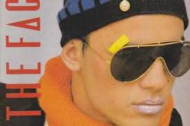 Barry was born in 1963 in essex to burmese parents. Oru0oedgeuqqim