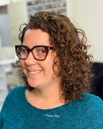 No cabelo aqui eu me garanto Mais como diz CADA UM COM SEUS TALENTOS #trend  #cachos #especialista #cabelossaudaveis #cachospoderosos #cabelosnaturais